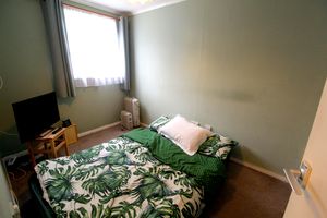 Bedroom- click for photo gallery